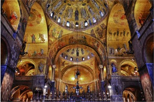 L’interno della Basilica di San Marco