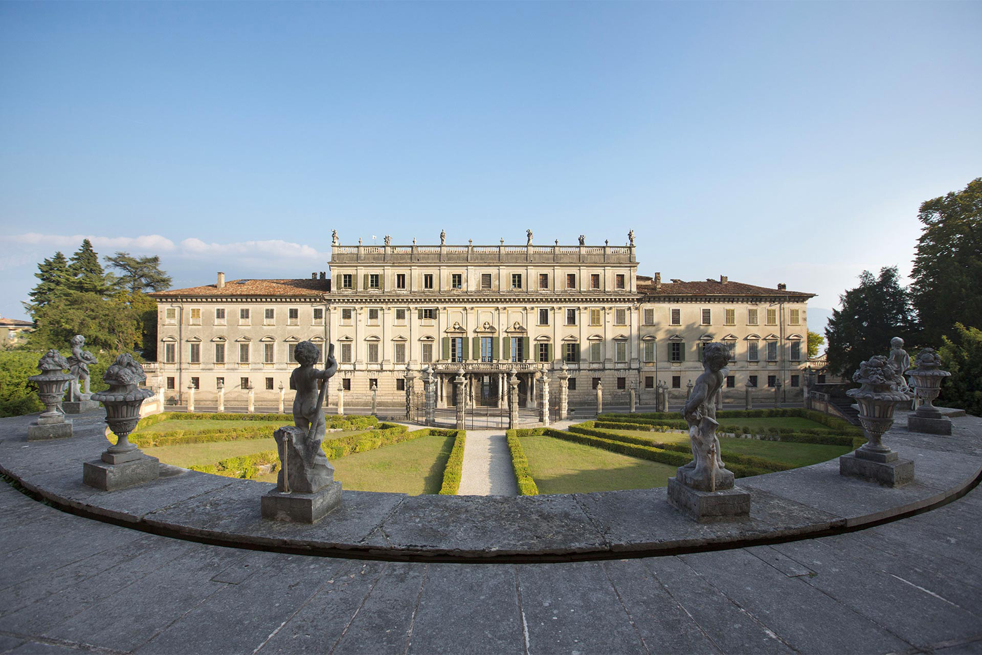 Villa Bettoni e il giardino botanico Heller