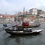 Veduta di Porto dal fiume Douro