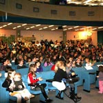 L'Auditorium visto dal basso a sinistra.